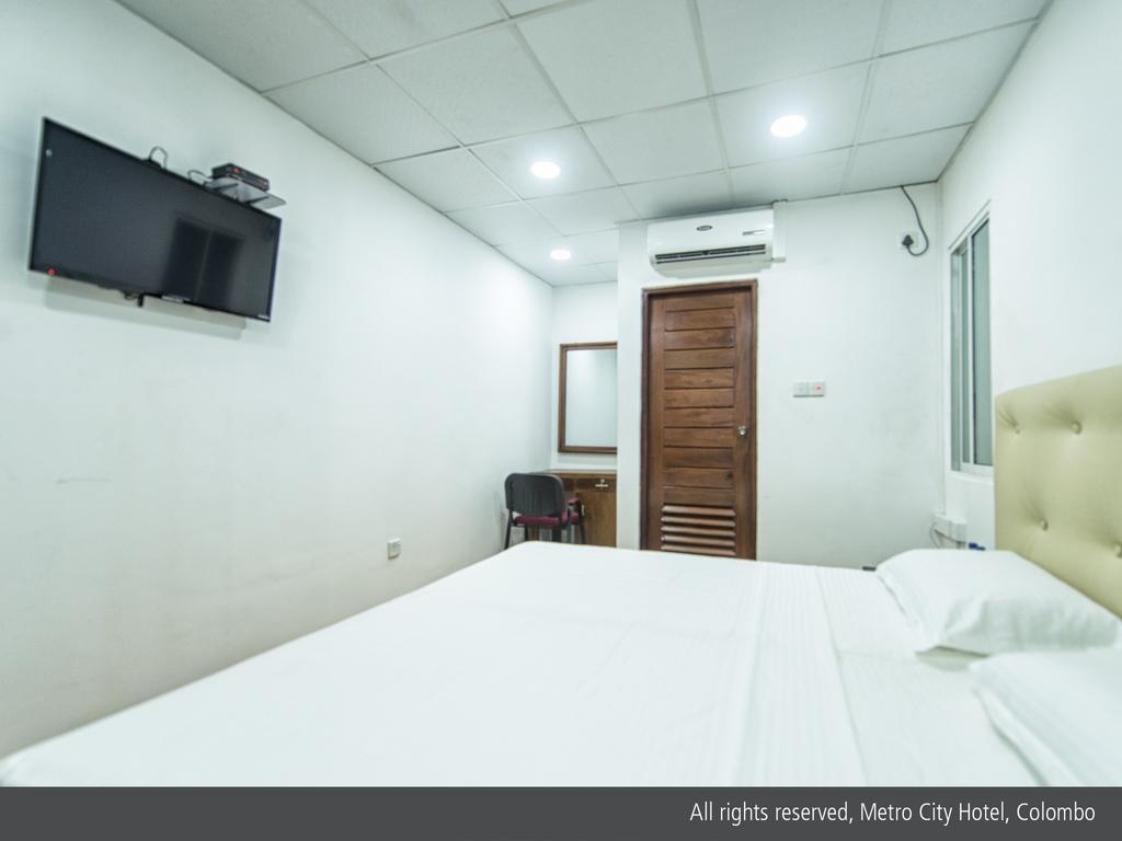 Metro City Hotel Colombo Exterior photo