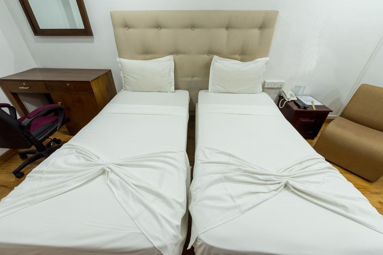 Metro City Hotel Colombo Exterior photo