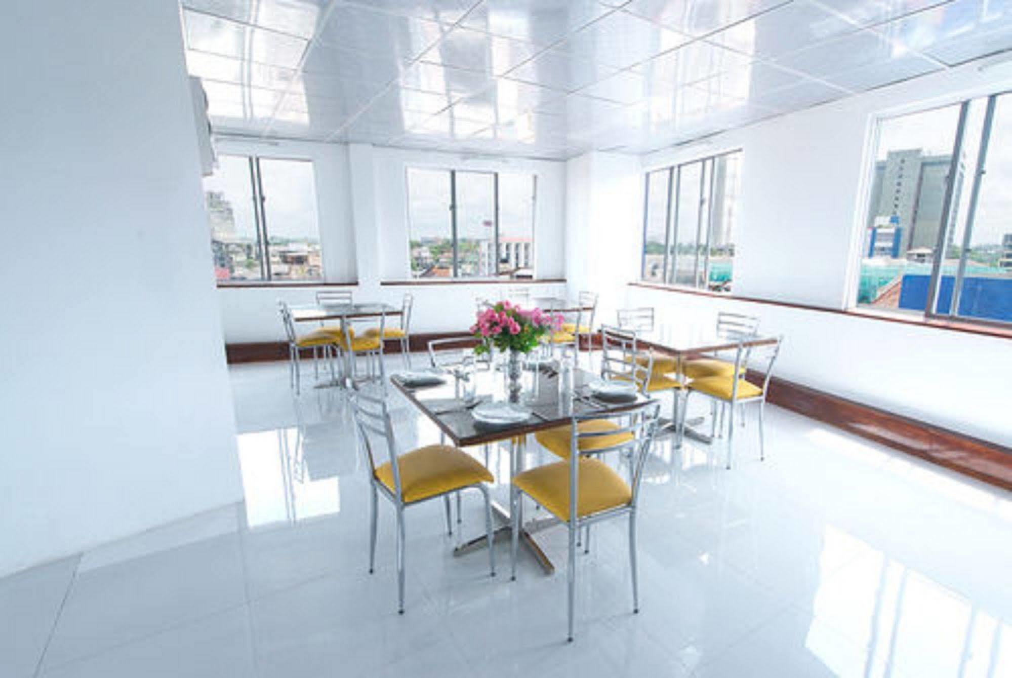 Metro City Hotel Colombo Exterior photo