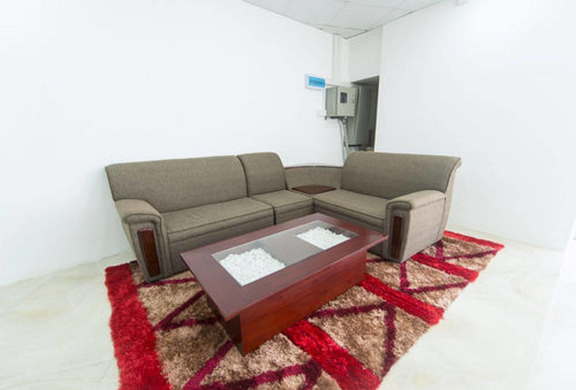 Metro City Hotel Colombo Exterior photo